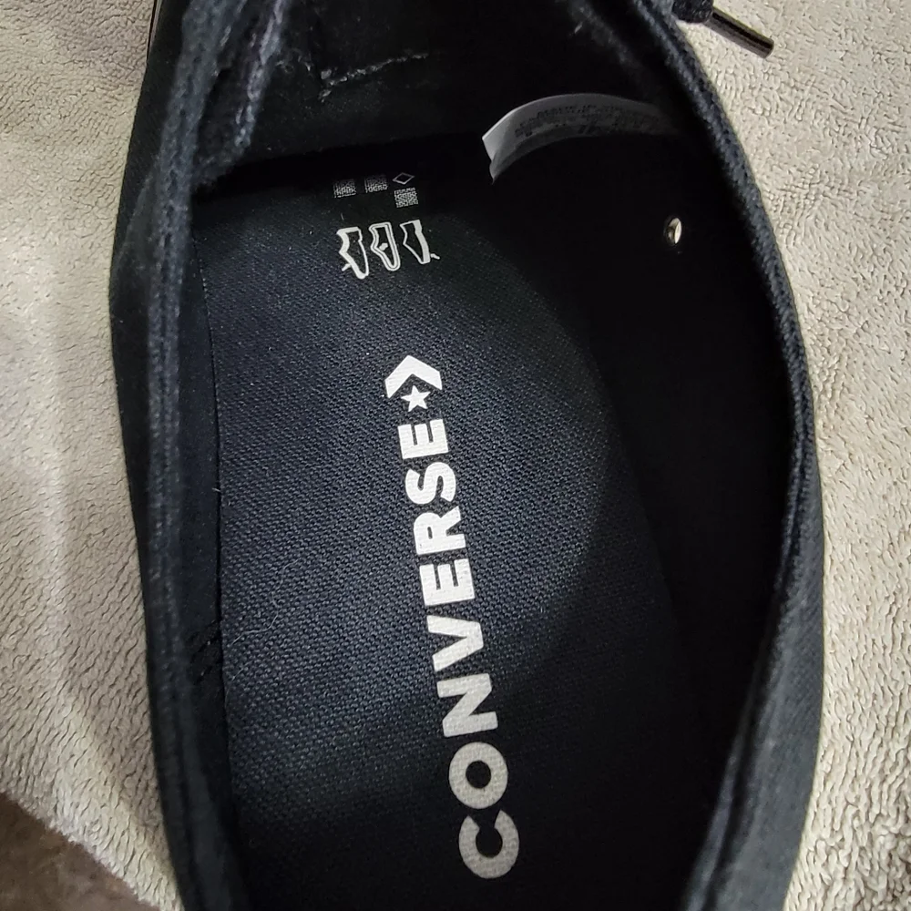 Converse - Picture 6 of 8